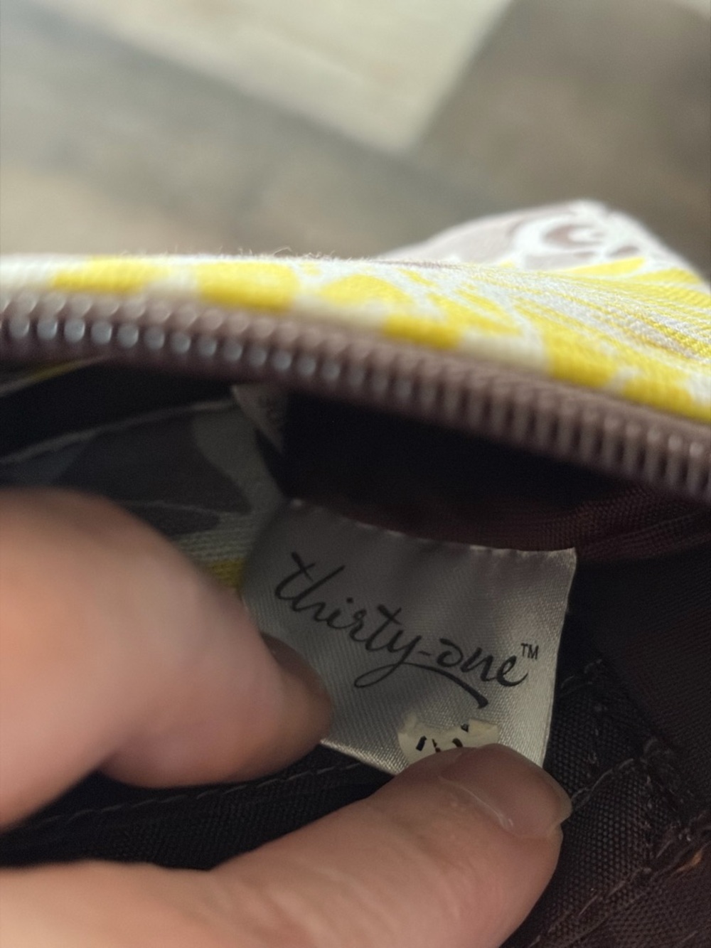 Thirty-One Yellow Floral Wallet Organizer Wristlet Zip Around - Picture 6 of 8